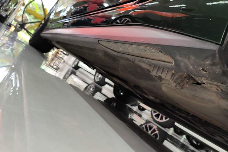 Used BMW 4 Series 2022 425i Gran Coupe M Sport Night Edition Right Side Sill