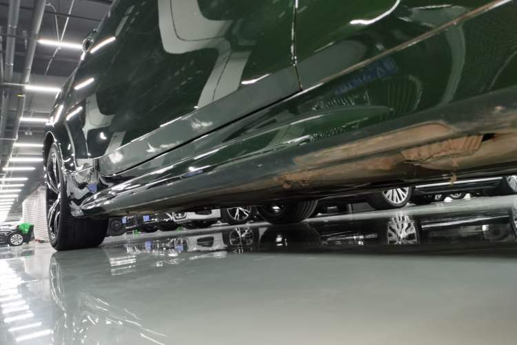 Used BMW 4 Series 2022 425i Convertible M Sport Package Right Side Sill