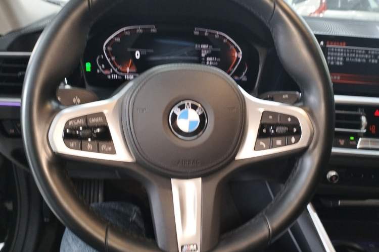 Used BMW 4 Series 2022 425i Gran Coupe M Sport Package Steering Wheel