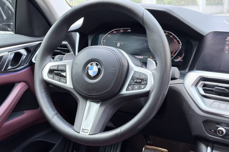 Used BMW 4 Series 2022 425i M Sport Package Steering Wheel