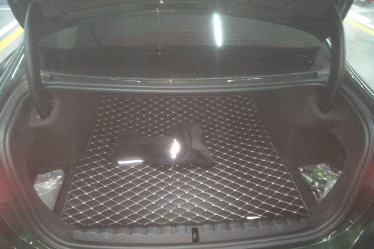Used BMW 4 Series 2022 425i M Sport Package Trunk