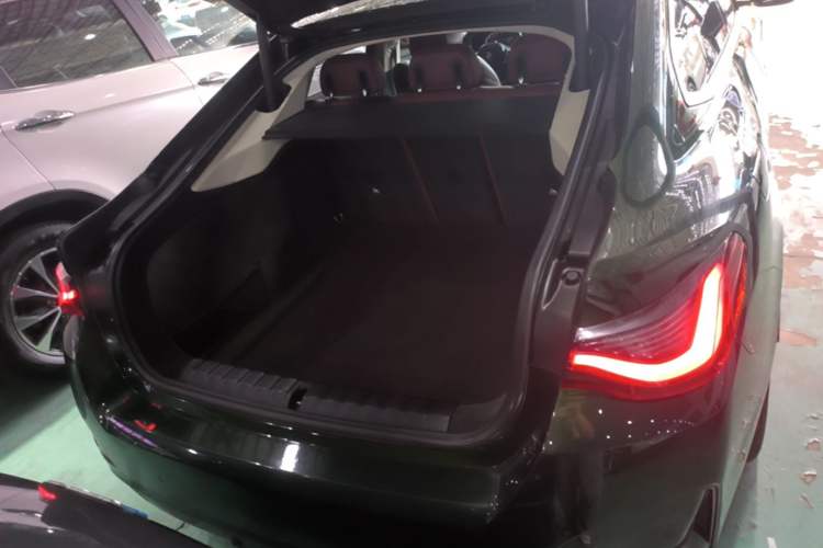 Used BMW 4 Series 2022 425i Gran Coupe M Sport Package Trunk