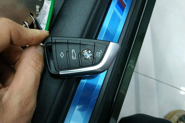 Used BMW 4 Series 2022 Revised 425i M Sport Night Edition Package Vehicle Key