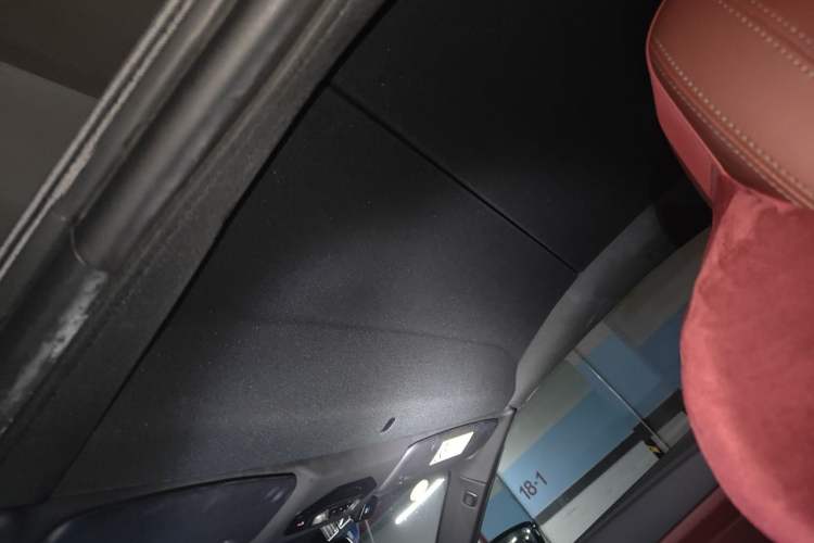 Used BMW 4 Series 2022 425i Convertible M Sport Package Headliner