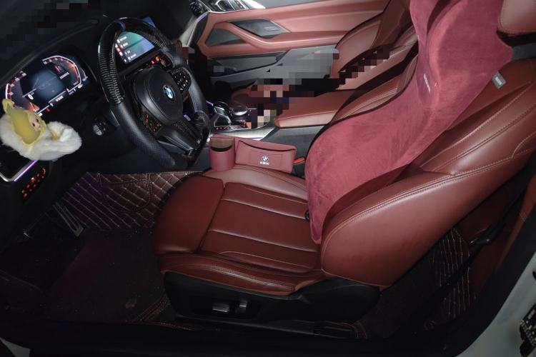 Used BMW 4 Series 2022 425i Convertible M Sport Package Left Front Seat