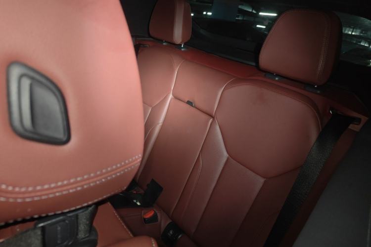 Used BMW 4 Series 2022 425i Convertible M Sport Package Left Rear Seat