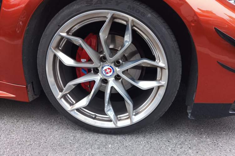 Used BMW 4 Series 2022 425i M Sport Night Edition Package Right Front Wheel Hub