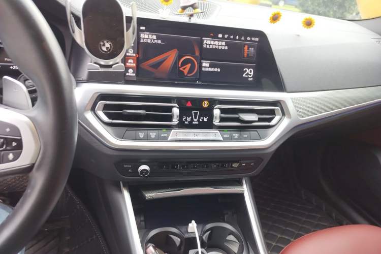 Used BMW 4 Series 2022 425i Gran Coupe M Sport Night Edition Audio And AC Panel