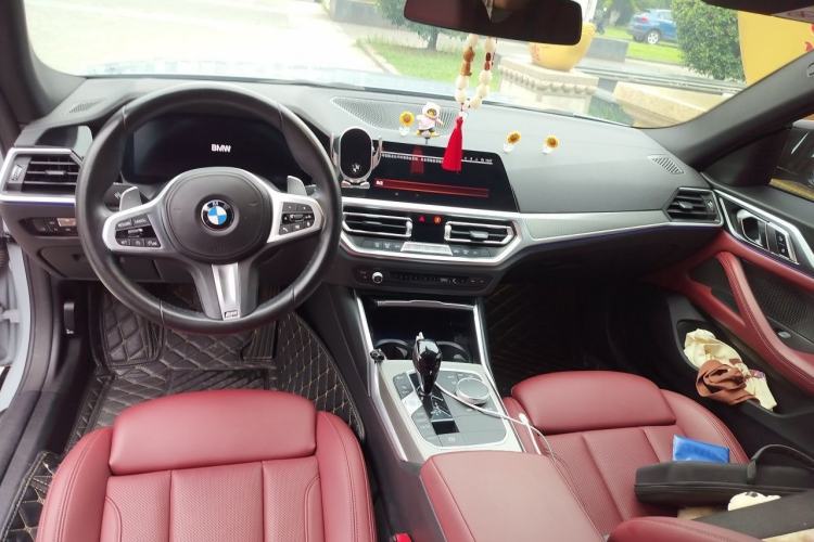 Used BMW 4 Series 2022 425i Gran Coupe M Sport Night Edition Center Console