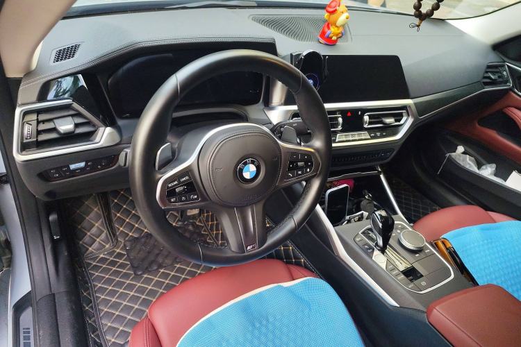 Used BMW 4 Series 2022 425i M Sport Package Center Console