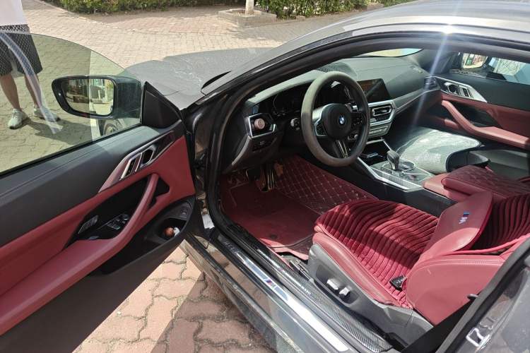 Used BMW 4 Series 2022 Revised 425i M Sport Night Edition Package Driver Seat