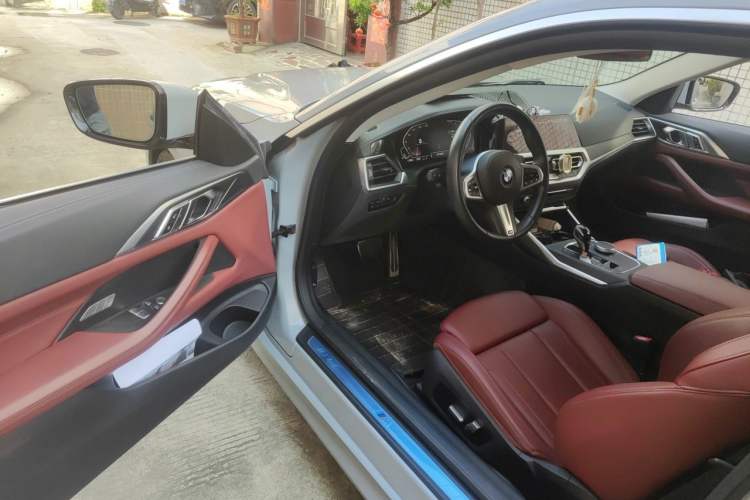 Used BMW 4 Series 2022 425i M Sport Package Driver Seat