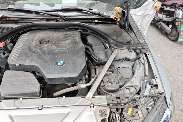 Used BMW 4 Series 2022 Revised 425i M Sport Night Edition Package Engine Bay Left