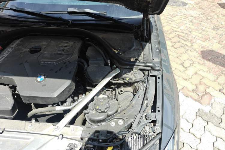 Used BMW 4 Series 2022 Revised 425i M Sport Night Edition Package Engine Bay Left