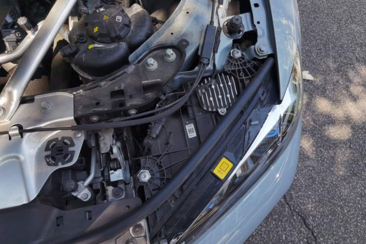 Used BMW 4 Series 2022 425i Gran Coupe M Sport Night Edition Engine Bay Left