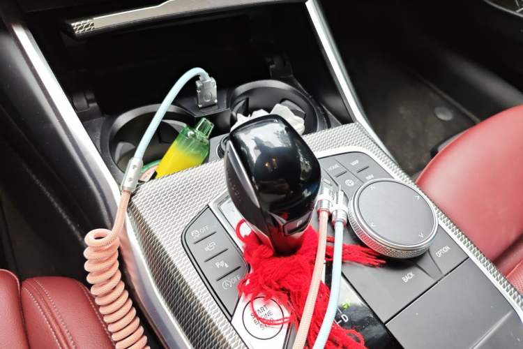 Used BMW 4 Series 2022 Revised 425i M Sport Night Edition Package Gear Lever