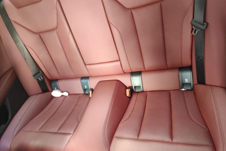 Used BMW 4 Series 2022 425i M Sport Package Left Rear Seat