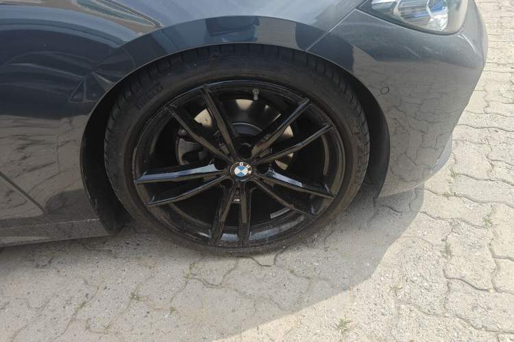 Used BMW 4 Series 2022 Revised 425i M Sport Night Edition Package Right Front Wheel Hub