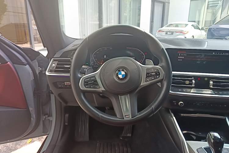 Used BMW 4 Series 2022 425i Gran Coupe M Sport Night Edition Steering Wheel