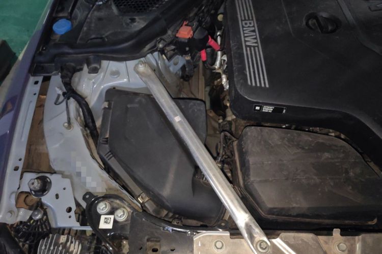 Used BMW 4 Series 2022 Second Facelift 430i M Sport Night Edition Package Engine Bay Right