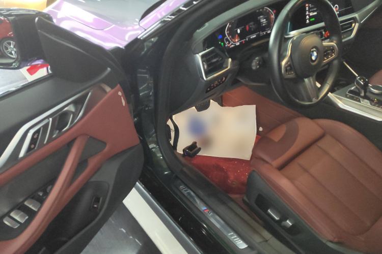 Used BMW 4 Series 2022 425i Gran Coupe M Sport Night Edition Interior 3