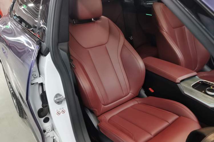 Used BMW 4 Series 2022 430i Gran Coupe M Sport Night Edition Right Front Seat