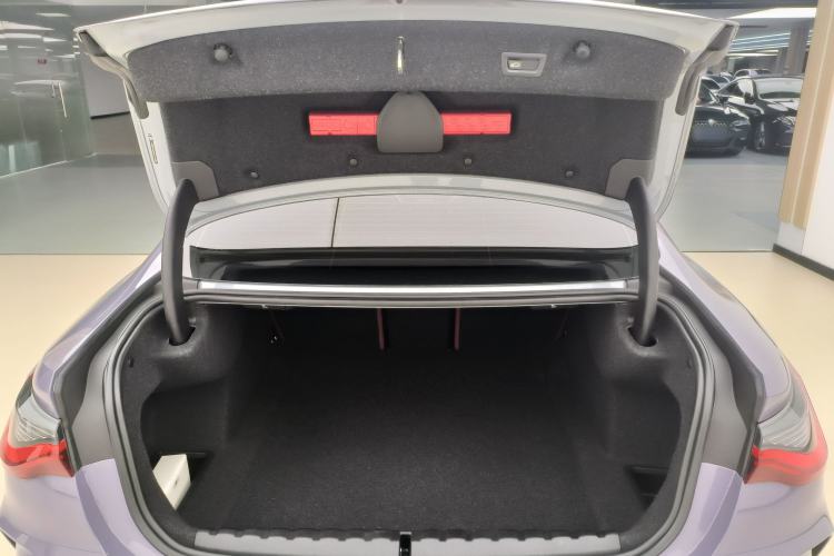 Used BMW 4 Series 2022 Second Facelift 430i M Sport Night Edition Package Trunk