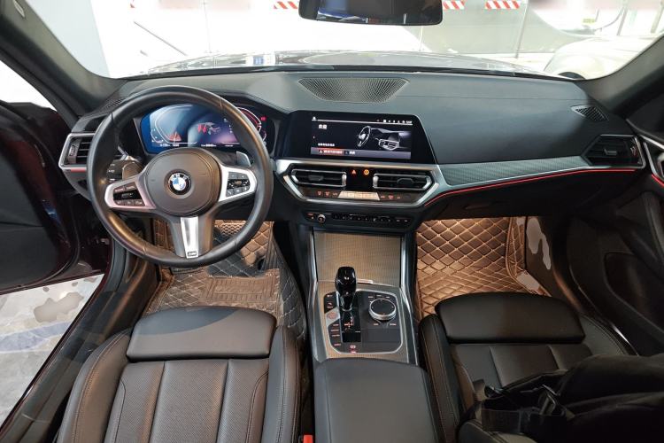 Used BMW 4 Series 2022 425i Gran Coupe M Sport Night Edition Center Console