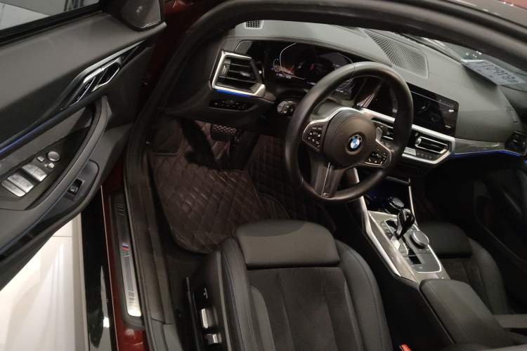 Used BMW 4 Series 2022 430i Gran Coupe M Sport Night Edition Driver Seat