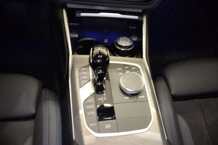 Used BMW 4 Series 2022 430i Gran Coupe M Sport Night Edition Gear Lever