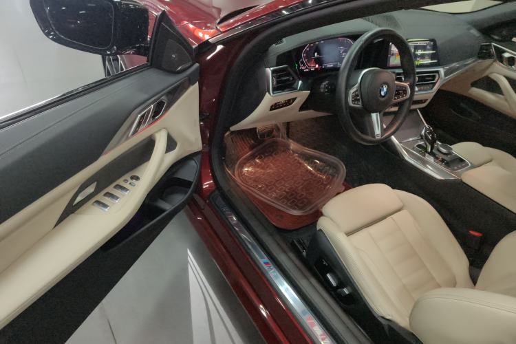 Used BMW 4 Series 2022 430i Convertible M Sport Night Edition Package Interior 3
