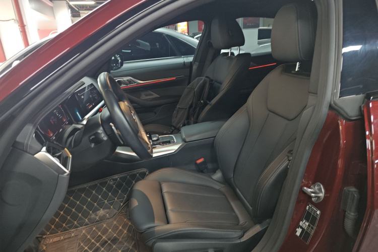 Used BMW 4 Series 2022 425i Gran Coupe M Sport Night Edition Left Front Seat