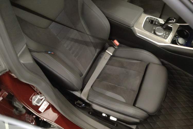 Used BMW 4 Series 2022 430i Gran Coupe M Sport Night Edition Right Front Seat
