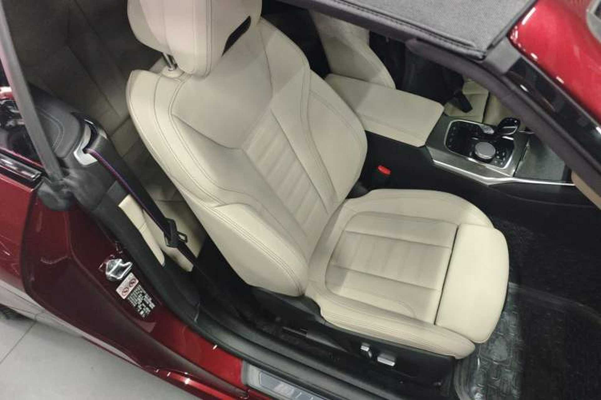 Used BMW 4 Series 2022 430i Convertible M Sport Night Edition Package Right Front Seat