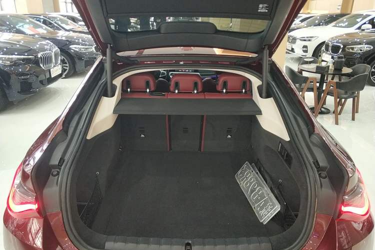 Used BMW 4 Series 2022 425i Gran Coupe M Sport Package Trunk