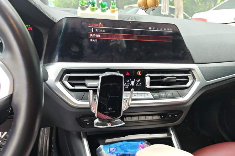Used BMW 4 Series 2022 425i M Sport Package Audio And AC Panel