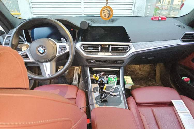 Used BMW 4 Series 2022 Revised 425i M Sport Night Edition Package Center Console