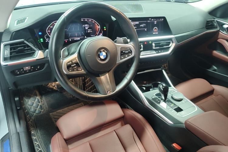 Used BMW 4 Series 2022 425i M Sport Package Center Console