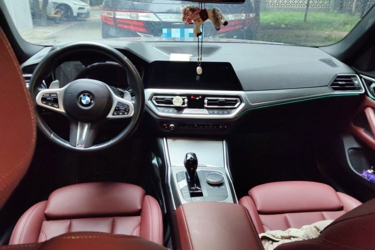 Used BMW 4 Series 2022 425i Gran Coupe M Sport Night Edition Center Console
