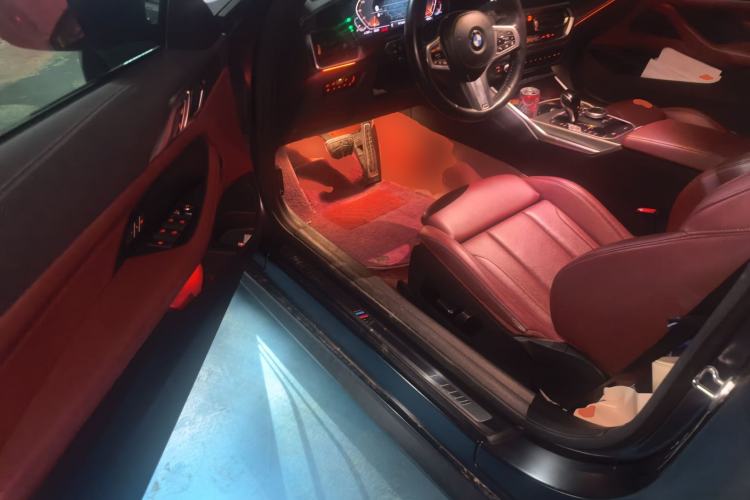 Used BMW 4 Series 2022 425i Convertible M Sport Night Edition Package Driver Seat