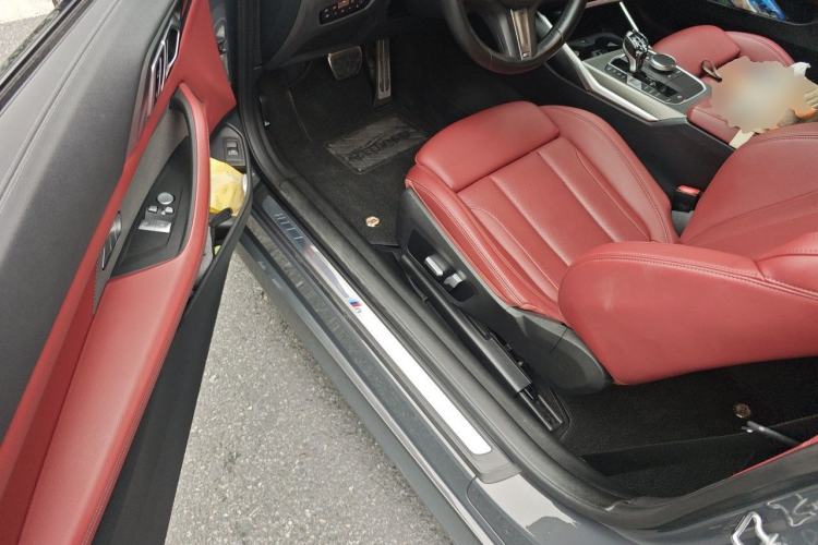 Used BMW 4 Series 2022 Second Facelift 430i M Sport Night Edition Package Driver Seat
