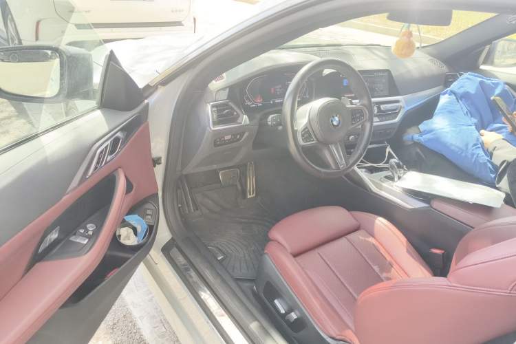 Used BMW 4 Series 2022 425i M Sport Night Edition Package Driver Seat