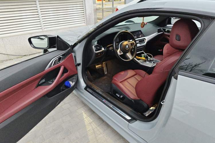 Used BMW 4 Series 2022 Revised 425i M Sport Night Edition Package Driver Seat