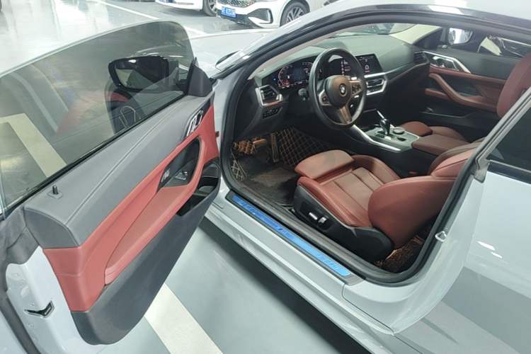 Used BMW 4 Series 2022 425i M Sport Package Driver Seat