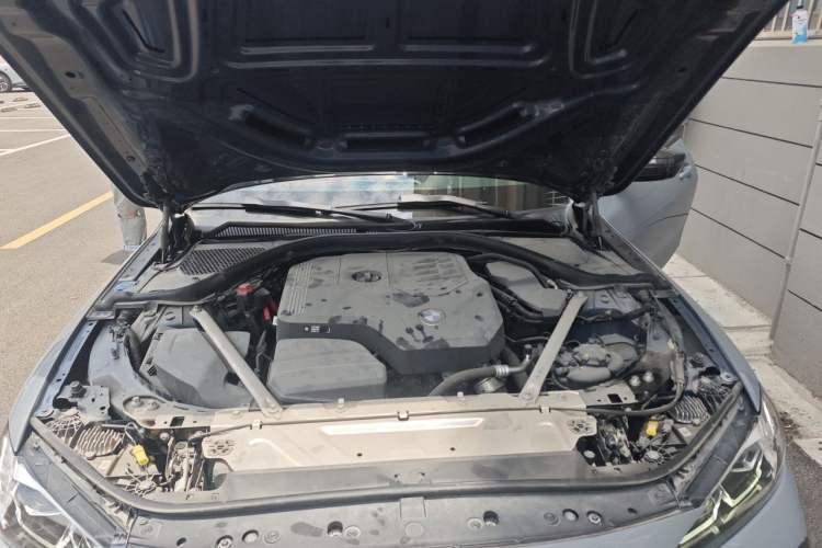 Used BMW 4 Series 2022 425i Convertible M Sport Package Engine Bay