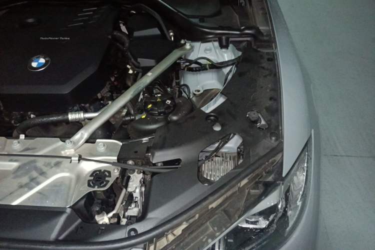 Used BMW 4 Series 2022 425i Gran Coupe M Sport Package Engine Bay Left