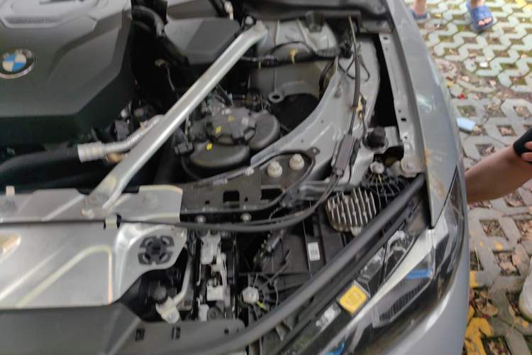 Used BMW 4 Series 2022 425i Gran Coupe M Sport Night Edition Engine Bay Left