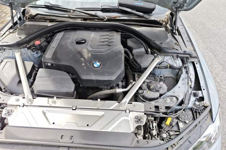 Used BMW 4 Series 2022 425i M Sport Package Engine Bay Left