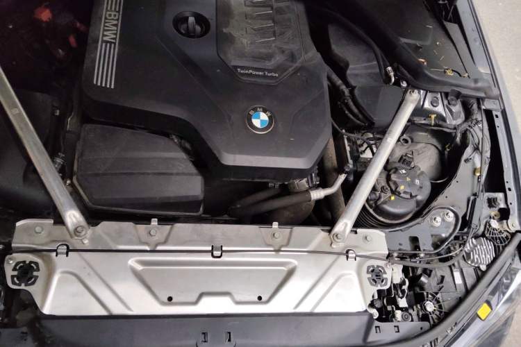 Used BMW 4 Series 2022 425i Gran Coupe M Sport Night Edition Engine Bay Left