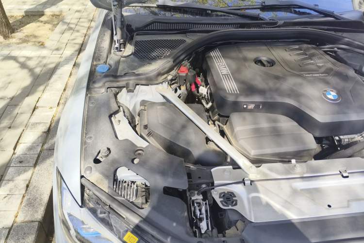 Used BMW 4 Series 2022 425i M Sport Night Edition Package Engine Bay Right
